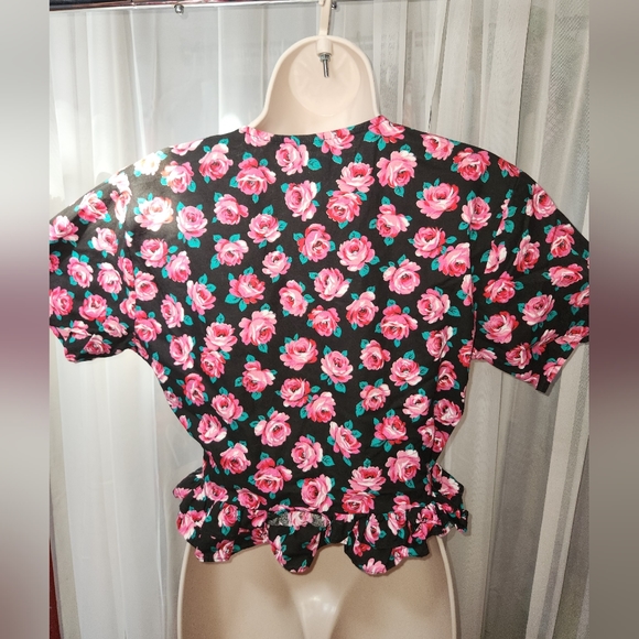 Vintage Peplum Floral Button-Up Top - Picture 3 of 8